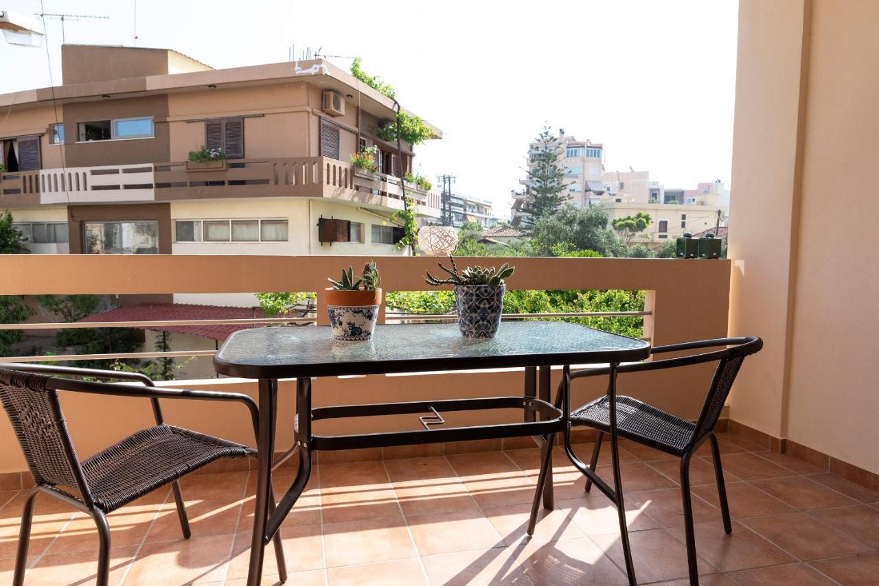 Plumi City Apartments Ханья Экстерьер фото