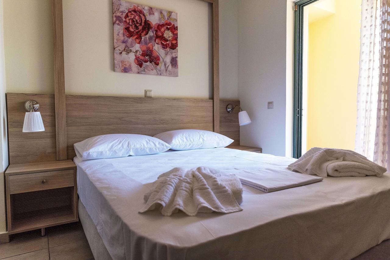 Plumi City Apartments Ханья Экстерьер фото